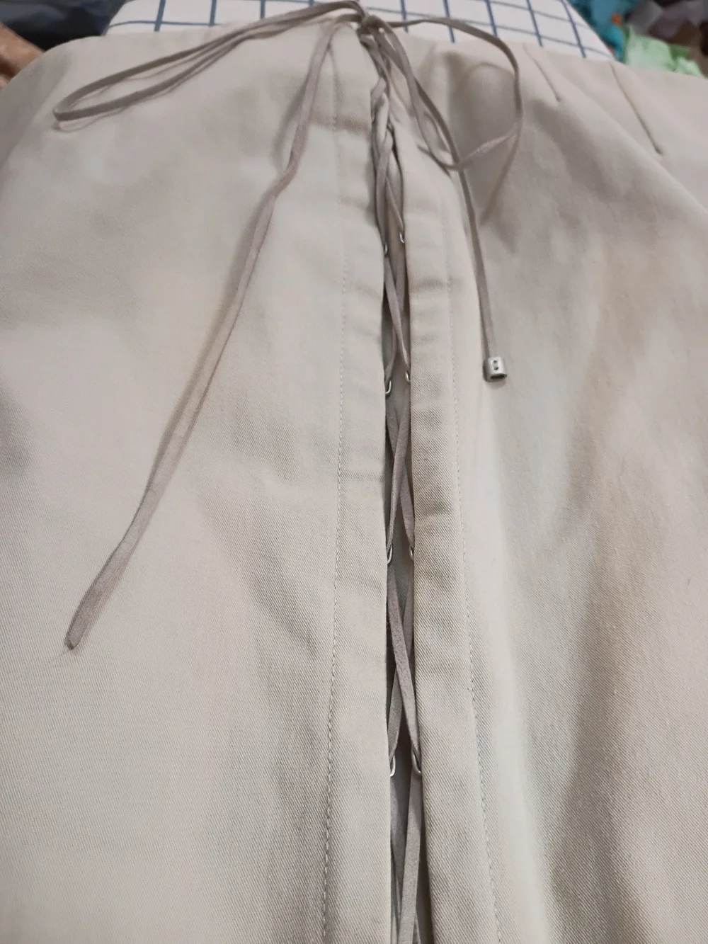 Elie Tahari Beige Wrap Skirt with Side Lacing